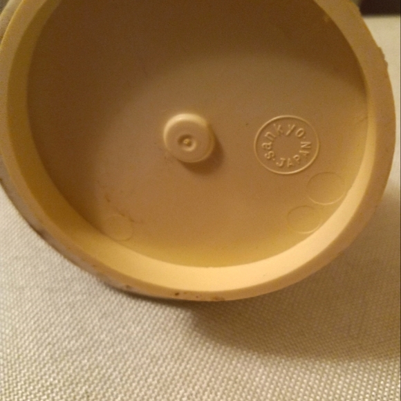 Vtg Porcelain Musical Figurine Girl With Bluebird & String Instrument - Picture 7 of 7